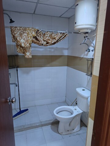 Bathroom in 4 BHK Apartment at Supertech Ecociti, Sector 137 – for Sale