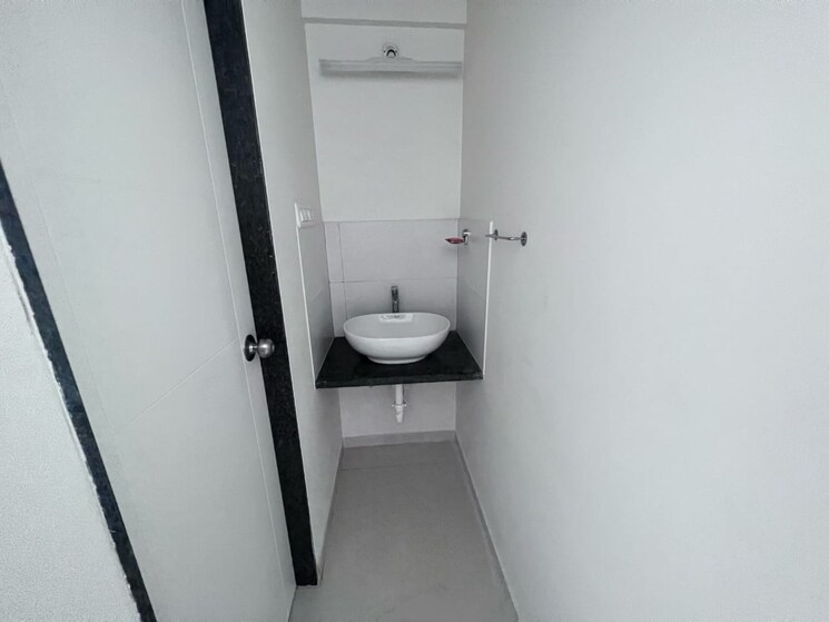 Bathroom, rohan-prathama 2 Bedroom 566 Sq.Ft. Apartment In Hinjewadi Pune 8772707