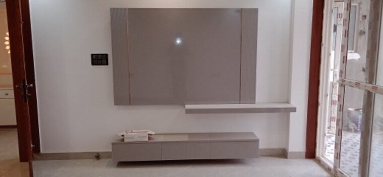 undefined, parklands 3 Bedroom 250 Sq.Yd. Builder Floor In Sector 85 Faridabad 8772935