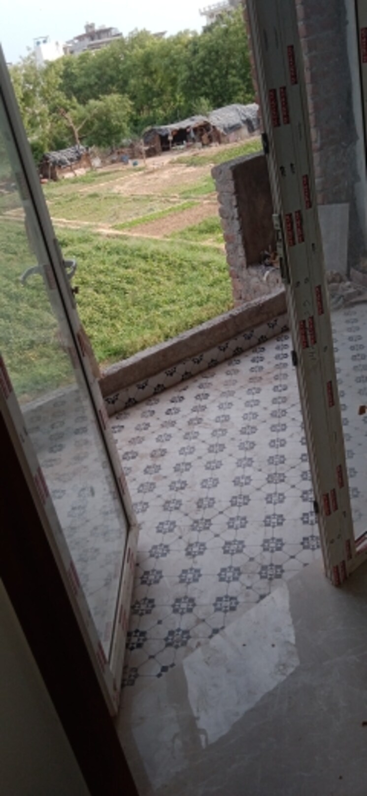 Balcony, parklands 3 Bedroom 250 Sq.Yd. Builder Floor In Sector 85 Faridabad 8772935