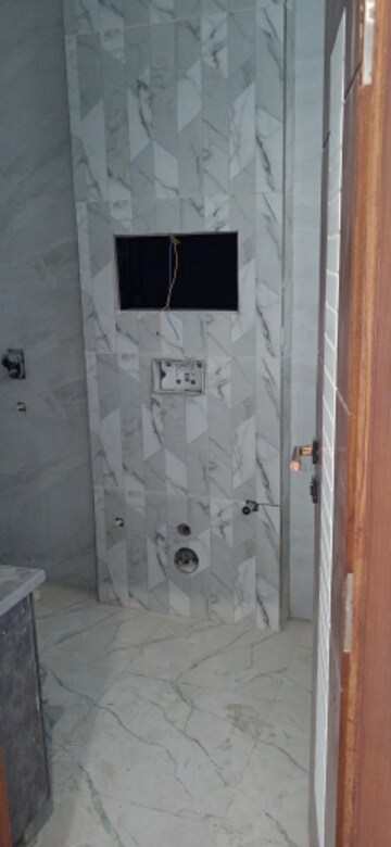 Bathroom in 3 BHK Builder Floor at Parklands, Sector 85 – for Sale