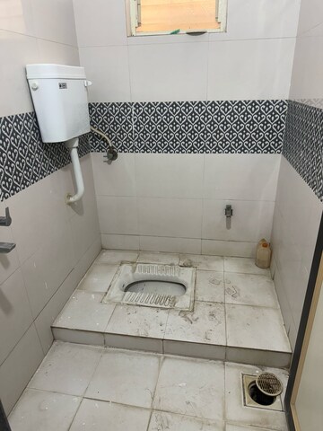 Bathroom in 4 BHK Independent House at Mohammadwadi – for Sale
