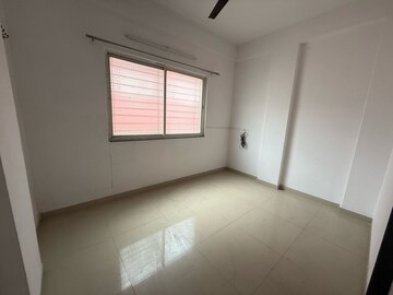 Room in 4 BHK Independent House at Mohammadwadi – for Sale