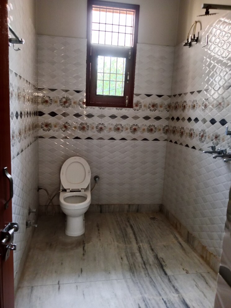 Bathroom, sector 18 2 Bedroom 1338 Sq.Ft. Builder Floor In Sector 18 Panipat 8773042