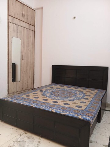 Bedroom in 1 BHK Apartment at Vaishali Sector 5 – for Rent