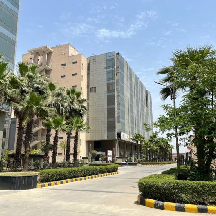 Exterior View, solitairian-city-centre Commercial Shop 400 Sq.Ft. In Knowledge Park 3 Greater Noida Greater Noida 8773119