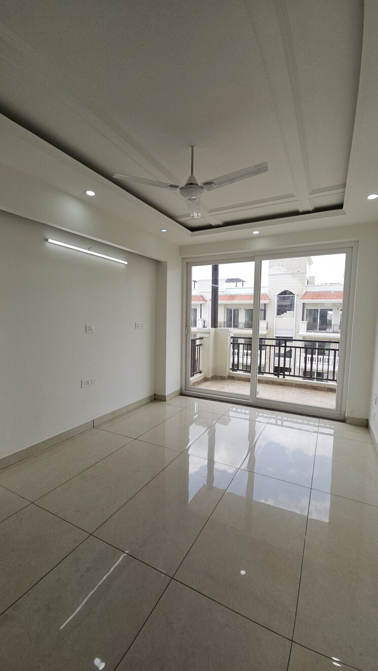 Room, shiva-motia-huys 3 Bedroom 1782 Sq.Ft. Apartment In Pir Machalla Zirakpur 8773180