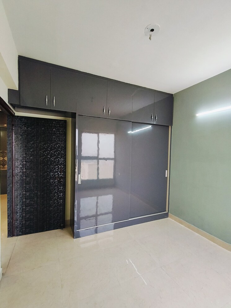 Room, signature-global-proxima-phase-2 2 Bedroom 685 Sq.Ft. Apartment In Sector 89 Gurgaon 8773451