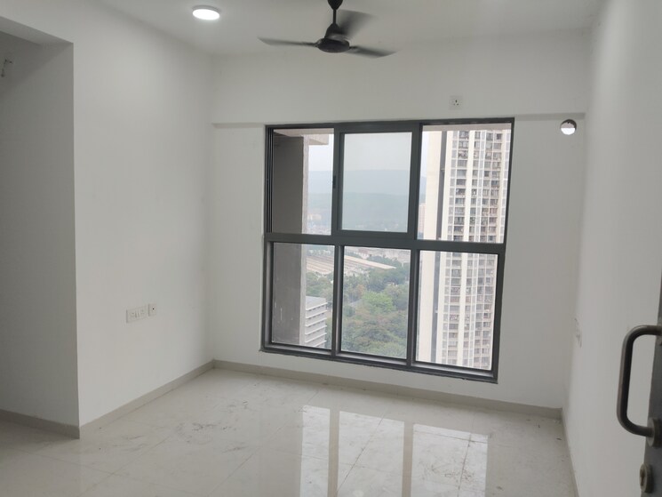 Room, uk-iridium 1 Bedroom 395 Sq.Ft. Apartment In Kandivali East Mumbai 8773497