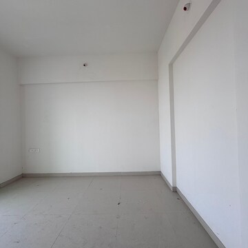 Room in 3 BHK Apartment at Vasai West – for Sale