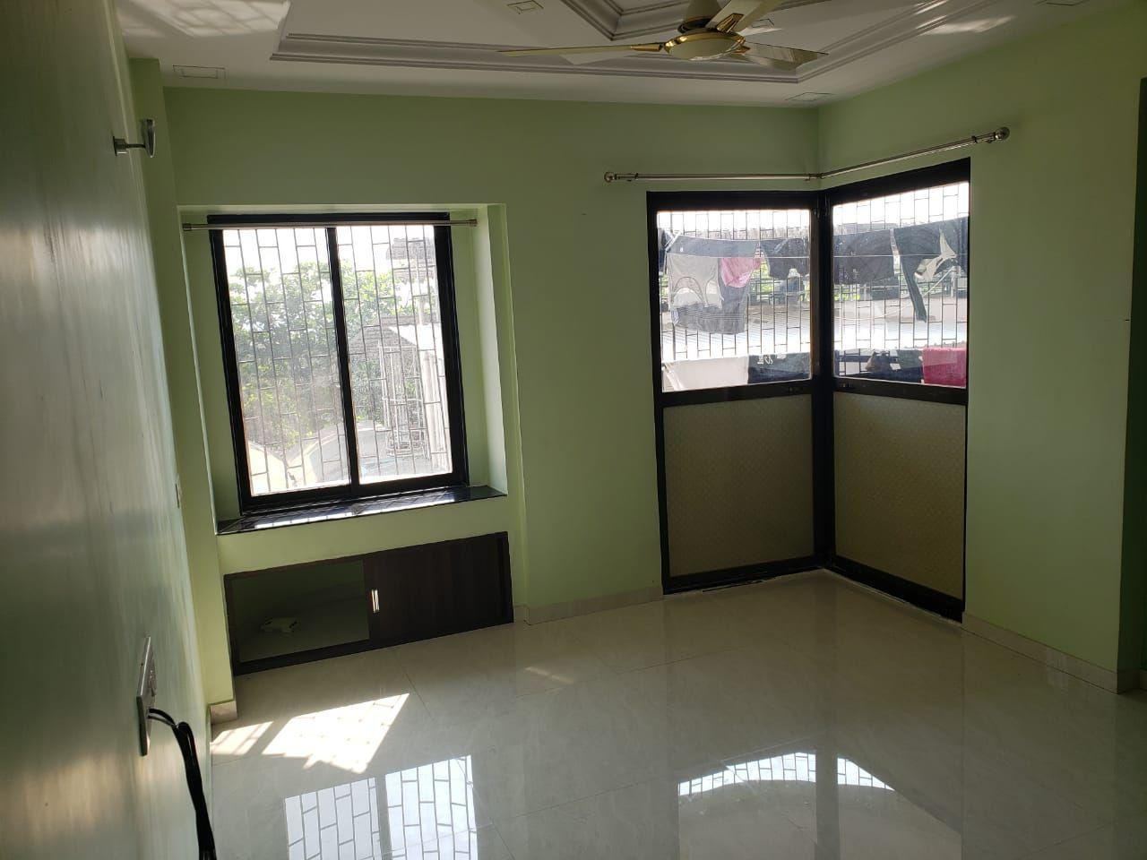 2 BHK Apartment For Rent in Mermaid 1 CHS