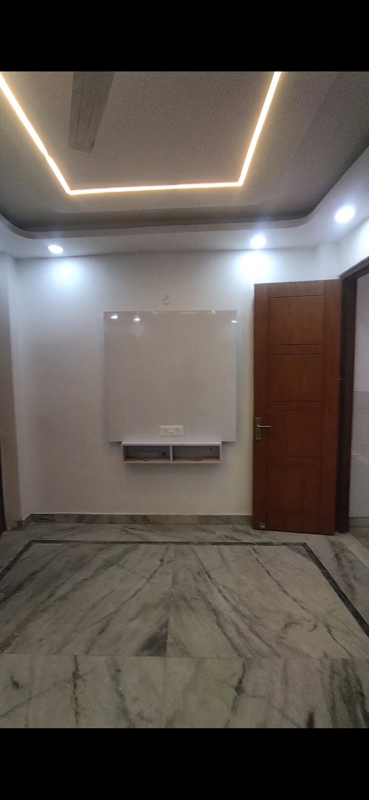 Room, govindpuri 3 Bedroom 1000 Sq.Ft. Builder Floor In Govindpuri Delhi 8773546