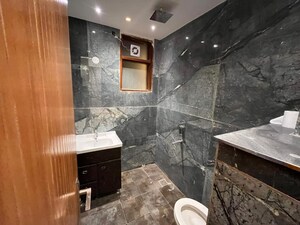 Kitchen in 3 BHK Builder Floor at Palm Residency Chhatarpur, Chattarpur – for Sale