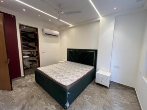 Bedroom in 3 BHK Builder Floor at Palm Residency Chhatarpur, Chattarpur – for Sale