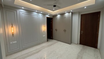Bedroom in 3 BHK Builder Floor at Sector 51 – for Sale