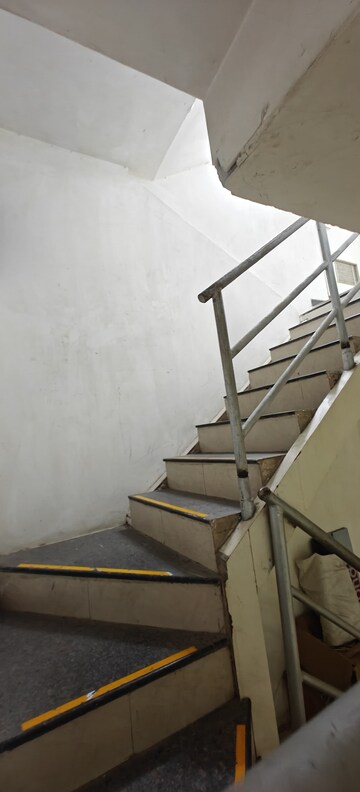 Staircase in  Showroom at Dahisar East – for Rent