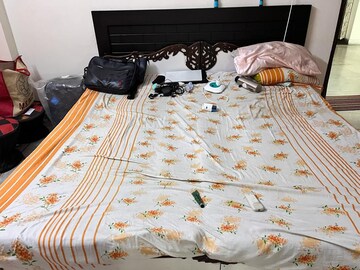 Master Bedroom in 2 BHK Independent House at RWA Apartments Sector 50, Sector 50 – for Rent