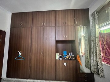 Furnished Amenities in 2 BHK Independent House at RWA Apartments Sector 50, Sector 50 – for Rent