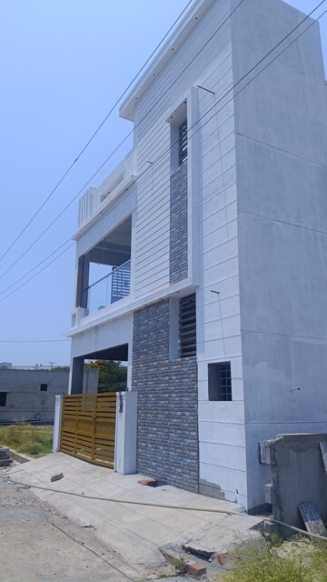 4 BHK Independent House – Exterior View View at Hosur Krishnagiri rd - for Sale