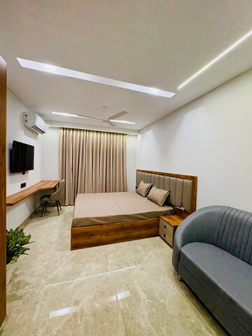 Living Room in 1 RK Builder Floor at Sector 39 – for Rent
