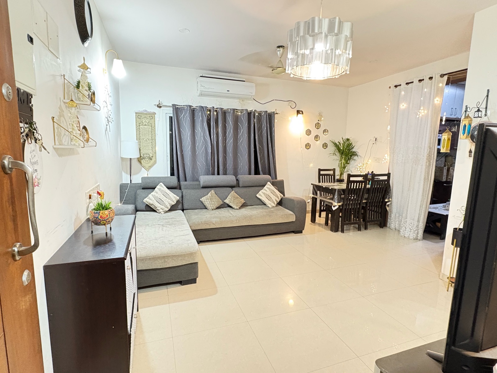 1 BHK 732 Sq.Ft. Apartment in Mythreyi Naimisha