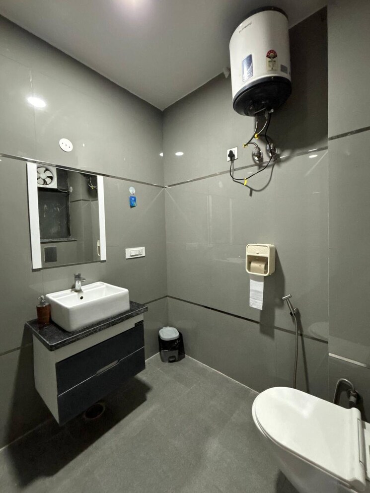 Master Bedroom, dera mandi 3 Bedroom 1150 Sq.Ft. Builder Floor In Dera Mandi Delhi 8773706