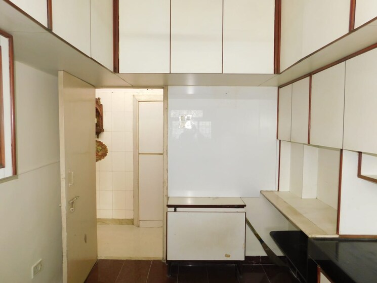 undefined, juhu 3 Bedroom 1300 Sq.Ft. Apartment In Juhu Mumbai 8773767