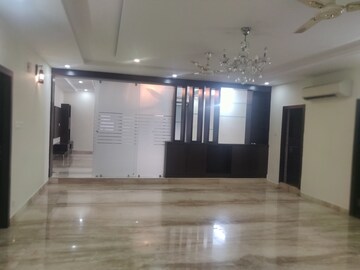 Living Room in 4 BHK Apartment at Grand View Jubilee Hills, Jubilee Hills – for Rent