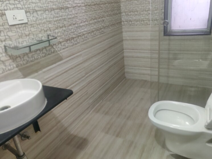 Bathroom, grand-view-jubilee-hills 4 Bedroom 5000 Sq.Ft. Apartment In Jubilee Hills Hyderabad 8773804