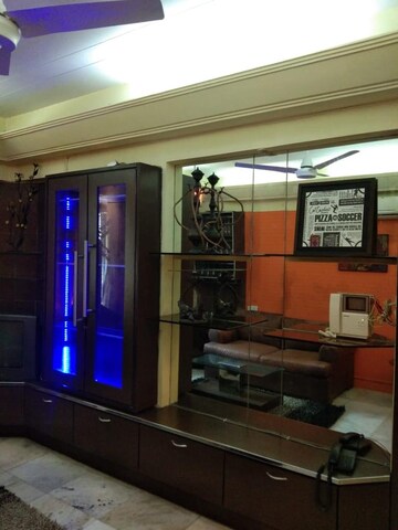 2 BHK Apartment at Juhu – for Rent