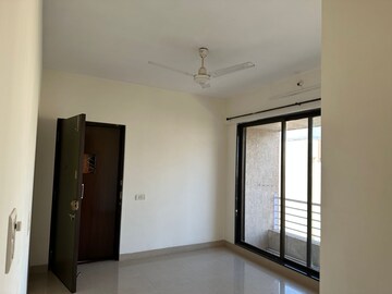 Room in 3 BHK Apartment at Andheri West – for Rent