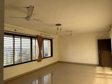 Room in 3 BHK Apartment at Andheri West – for Rent