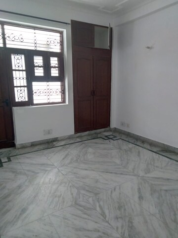 Room in 3 BHK Independent House at RWA Apartments Sector 47, Sector 47 – for Rent