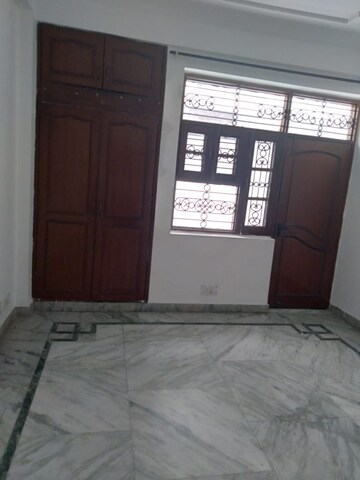 Room in 3 BHK Independent House at RWA Apartments Sector 47, Sector 47 – for Rent