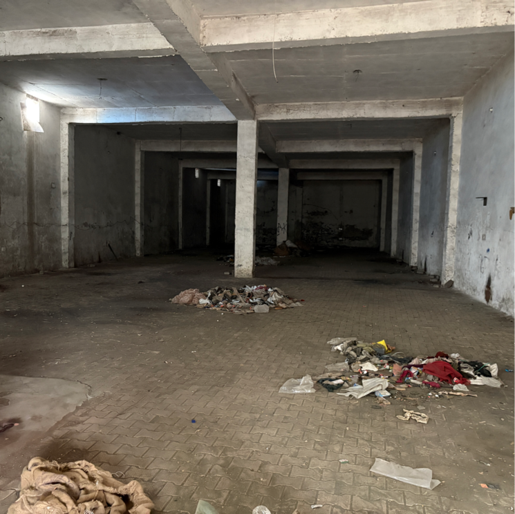  Parking, dlf-industrial-estate Commercial Industrial Plot 700 Sq.Yd. In Ip Colony Faridabad 8773835