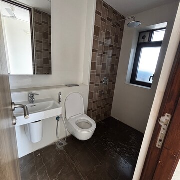 Bathroom in 3 BHK Apartment at Lodha The Park Side, Kamala Mill – for Rent