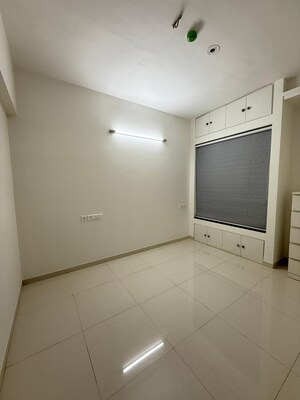 Room in 3 BHK Apartment at Nyati Elysia, Kharadi – for Sale