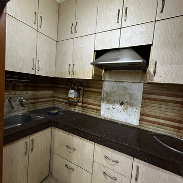 Kitchen in 2 BHK Builder Floor at Kotla Mubarakpur – for Rent