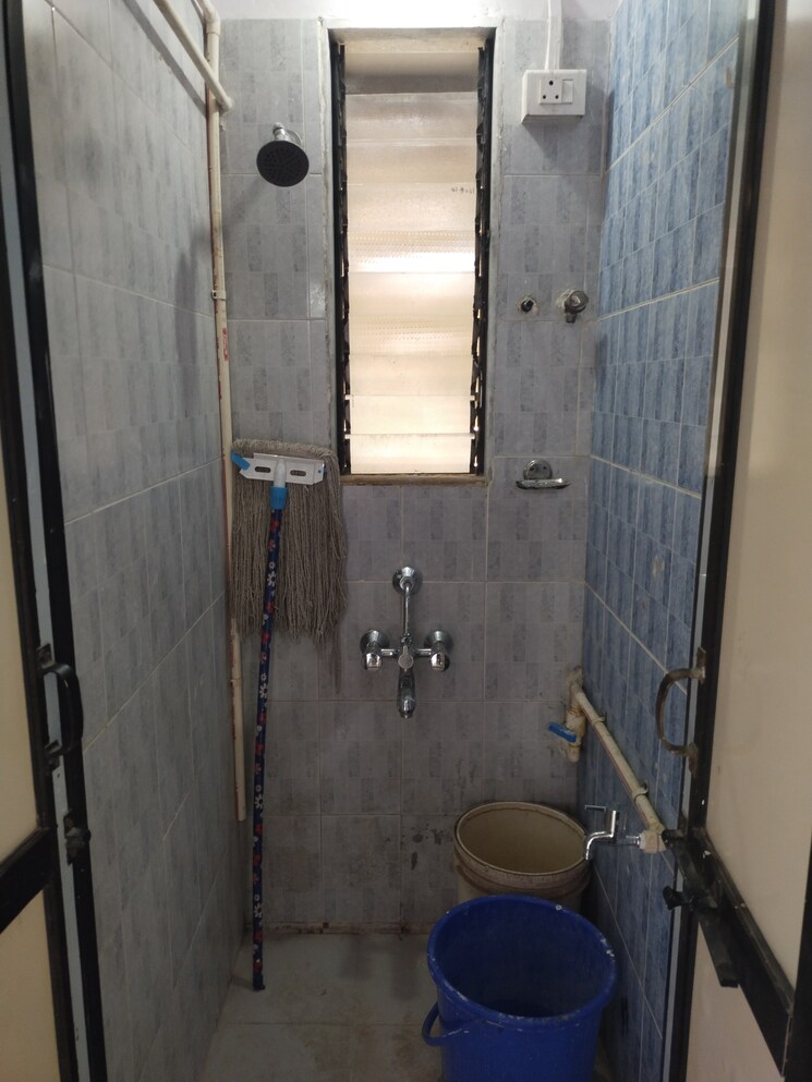 Bathroom, jan-kalyan-society-kurla 1 Bedroom 300 Sq.Ft. Apartment In Kurla West Mumbai 8773867