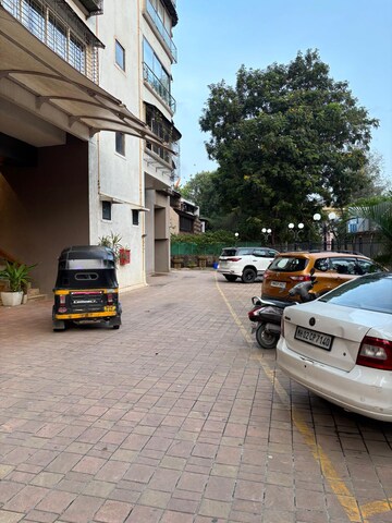2 BHK Apartment – Exterior View View at Andheri West - for Rent