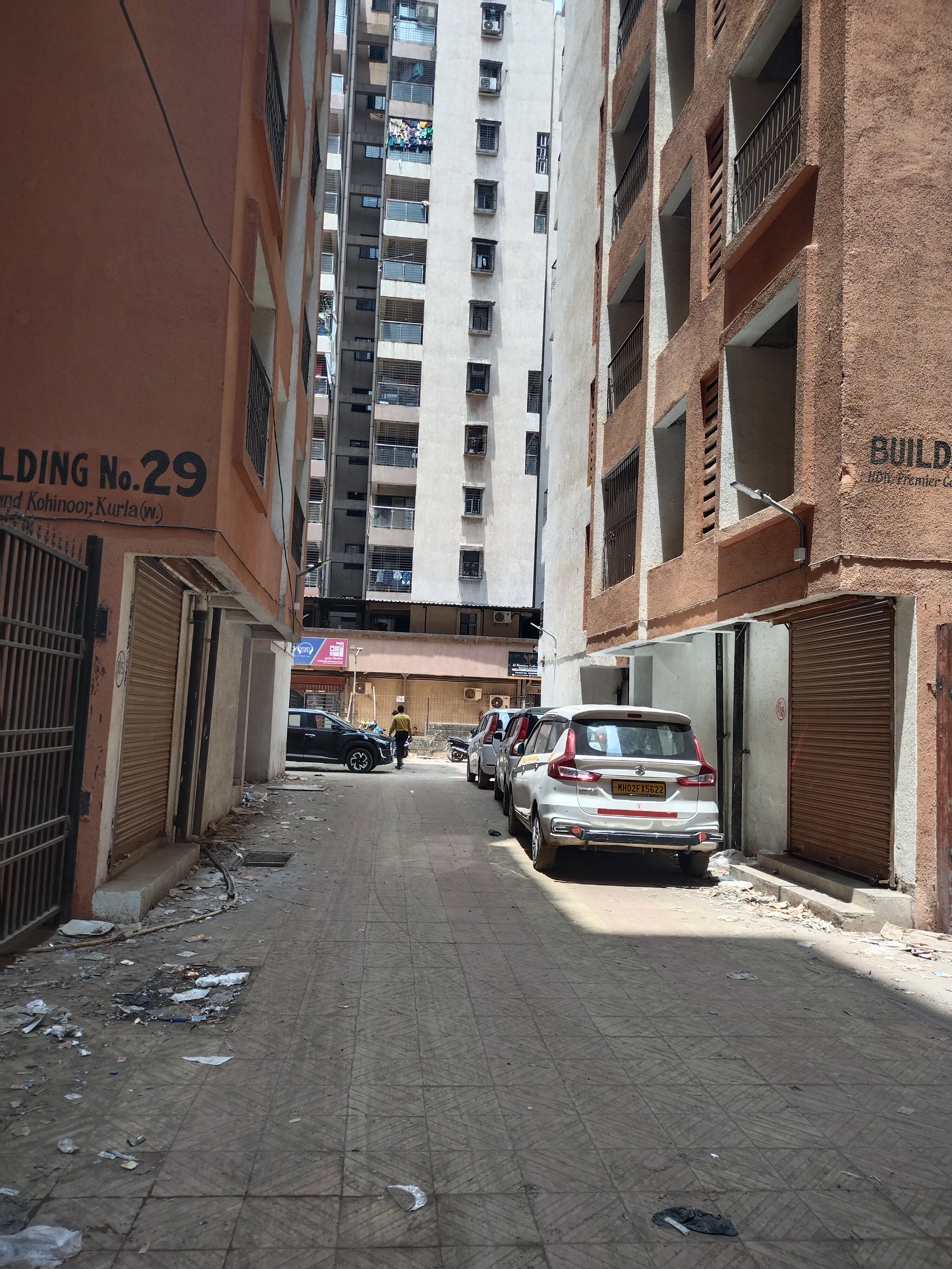 1 BHK + Study Room 250 Sq.Ft. Apartment in HDIL Premier Exotica