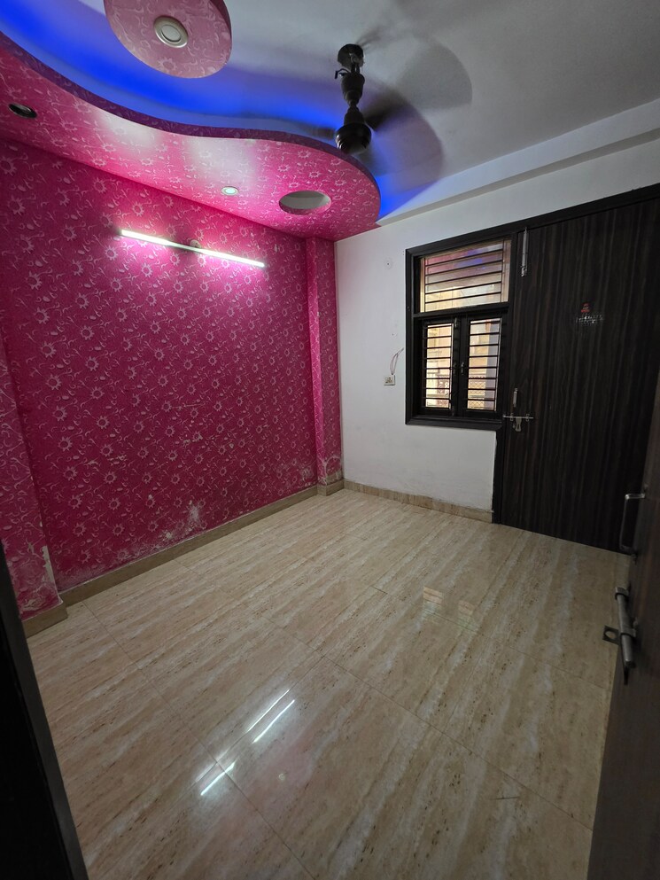 undefined, uttam nagar 2 Bedroom 450 Sq.Ft. Builder Floor In Uttam Nagar Delhi 8773880