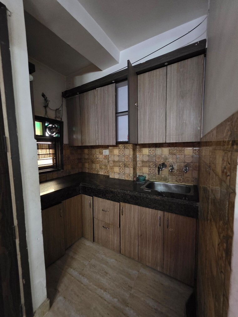 undefined, uttam nagar 2 Bedroom 450 Sq.Ft. Builder Floor In Uttam Nagar Delhi 8773880