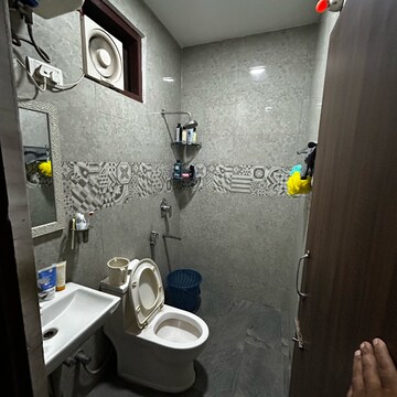 Bathroom in 2 BHK Builder Floor at Kotla Mubarakpur – for Rent