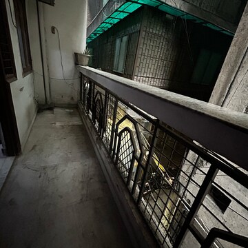  2 BHK Builder Floor at Kotla Mubarakpur – for Rent