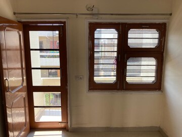 Room in 2 BHK Builder Floor at Brs Nagar – for Rent