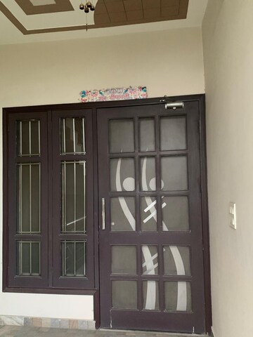 Room in 2 BHK Builder Floor at Brs Nagar – for Rent