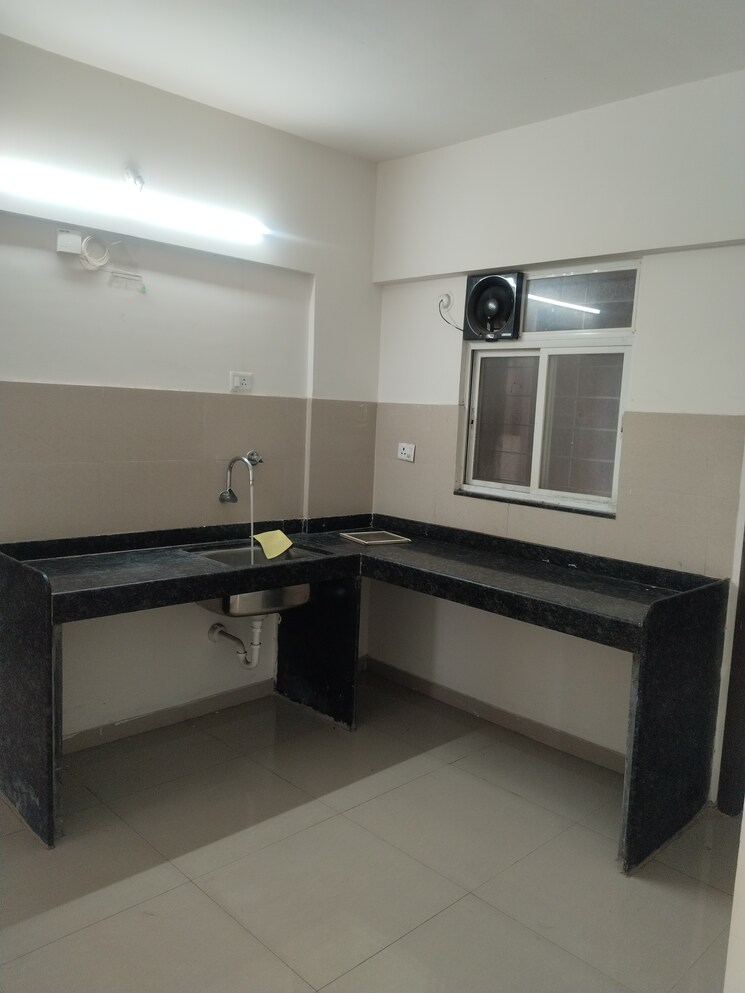 Kitchen, mantra-29-gold-coast 3 Bedroom 819 Sq.Ft. Apartment In Tingre Nagar Pune 8773932