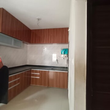 Bathroom in 3 BHK Apartment at Orchid Flora, Vemali – for Rent