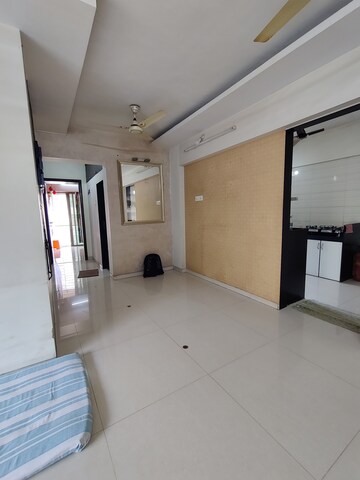 Room in 2.5 BHK Apartment at Raj Horizon, Mira Road East – for Rent